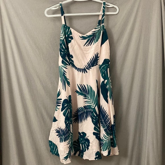 Skater dress - Picture 1 of 3